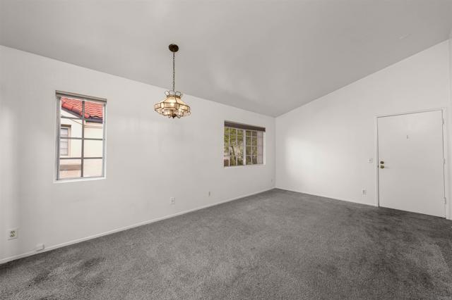 Detail Gallery Image 5 of 22 For 765 Eastshore #201,  Chula Vista,  CA 91913 - 2 Beds | 2 Baths