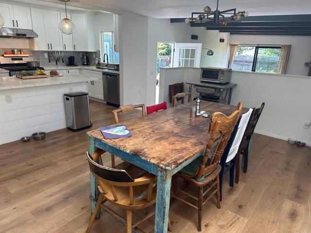 Detail Gallery Image 10 of 38 For 1451 Machado St, Oceanside,  CA 92054 - 3 Beds | 3 Baths