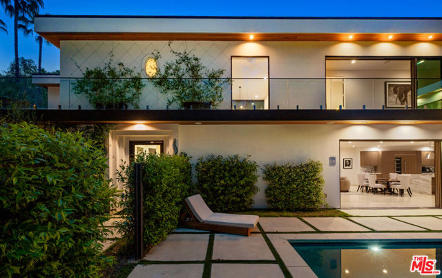 1884 Laurel Canyon Road, Los Angeles CA: https://media.crmls.org/mediaz/392c7c94-341d-4287-b9a5-35e2ac392022.jpg