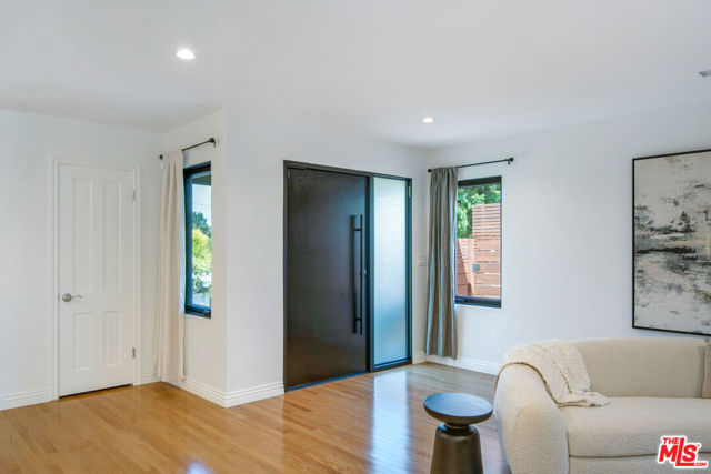 3558 S Muirfield Road, Los Angeles CA: https://media.crmls.org/mediaz/392d3a91-ce33-4fc6-b13b-538cd0e1f9fa.jpg