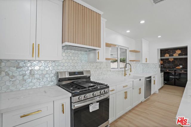 16421 Halsted Street photo 6