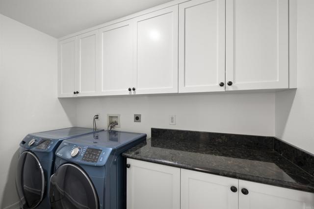 6356 Camino Largo, San Diego CA: https://media.crmls.org/mediaz/392f18a8-f33e-41fc-860a-2d3246df7831.jpg