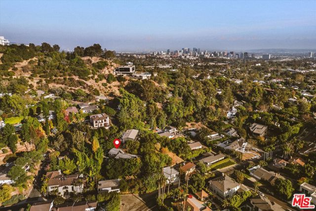 737 Halliday Avenue, Los Angeles CA: https://media.crmls.org/mediaz/393019f6-f75a-4c76-8934-aa6604f12d2b.jpg