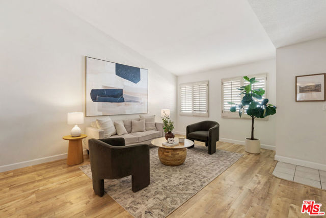 24470 Kathleen Drive, Laguna Niguel CA: https://media.crmls.org/mediaz/39309e9d-3a40-4a24-a4ad-8454869ff4e3.jpg