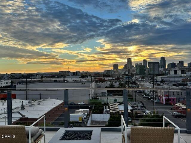 Detail Gallery Image 32 of 43 For 530 S Hewitt St #541,  Los Angeles,  CA 90013 - 2 Beds | 1 Baths