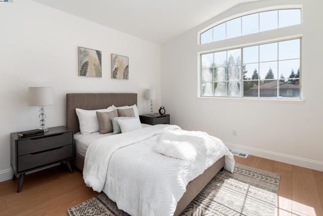 3846 Sheffield Cir, Danville CA: https://media.crmls.org/mediaz/39319b0c-74d1-4ed8-a85a-960d64a02b3a.jpg