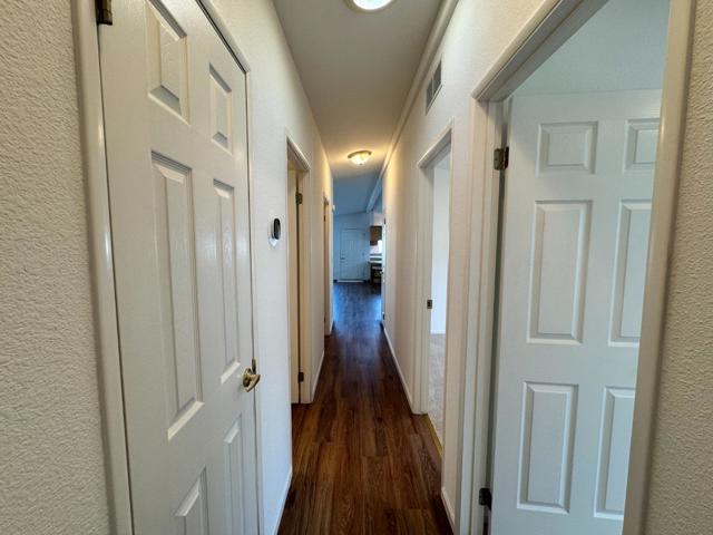 23 Sea Breeze Drive, Half Moon Bay CA: https://media.crmls.org/mediaz/3931e9e3-5730-4bf7-9e36-88af27848269.jpg