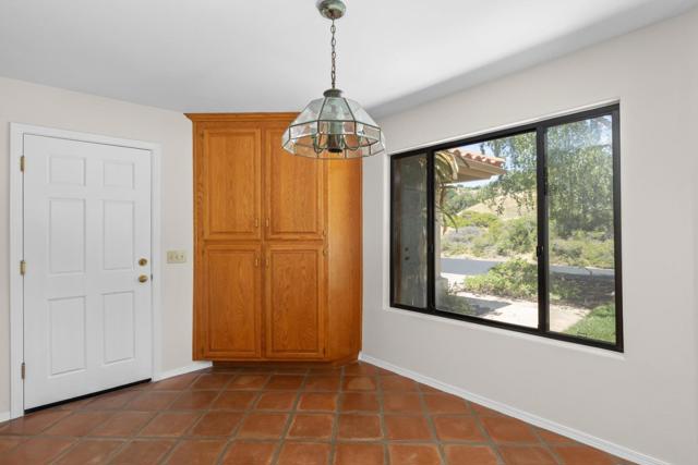 9400 Corriente Road, Atascadero CA: https://media.crmls.org/mediaz/39329daf-2c1a-45d5-829d-7e65b3731211.jpg
