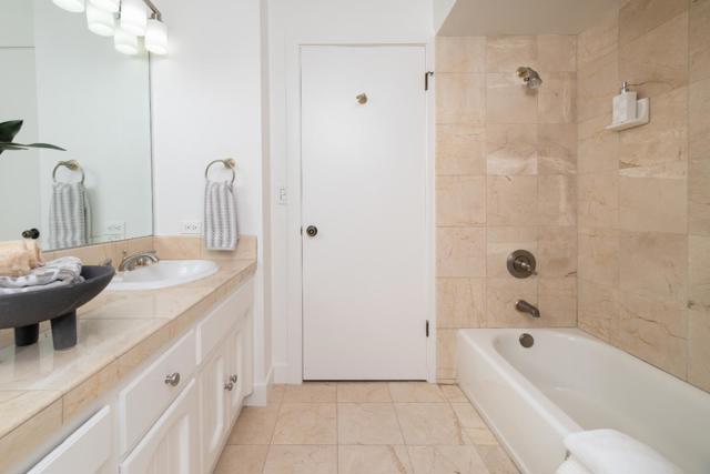 20722 Verde Vista Lane, Saratoga CA: https://media.crmls.org/mediaz/3932c462-8240-4fa5-9b0d-07cc74a1ca40.jpg