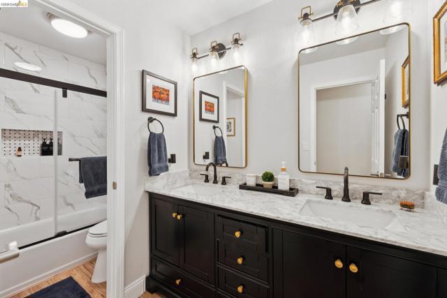 2090 Shady Creek Pl., Danville CA: https://media.crmls.org/mediaz/3932c8d6-e9b6-4afd-9c19-7118714512ec.jpg