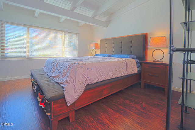 Detail Gallery Image 8 of 14 For 942 Woodlawn Dr, Thousand Oaks,  CA 91360 - 3 Beds | 2 Baths