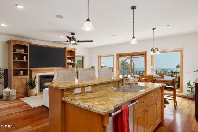 300 N Kalorama Street, Ventura CA: https://media.crmls.org/mediaz/3937b3de-7b06-4ee9-9d6b-3d4996e3dcec.jpg