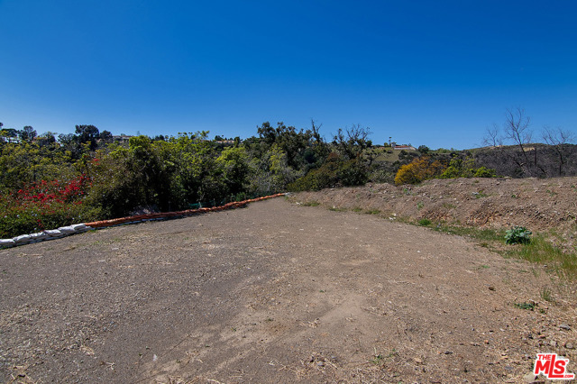 Image 16 of 24 For 1511 Summitridge Drive