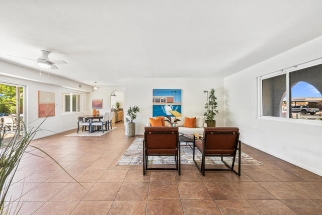 1423 N Avenida Caballeros, Palm Springs, CA 92262
