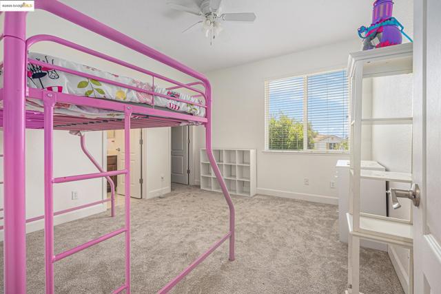 140 Ridge Crest Ct, Oakley CA: https://media.crmls.org/mediaz/393ad389-c78f-466e-9b12-93332f5e4e34.jpg
