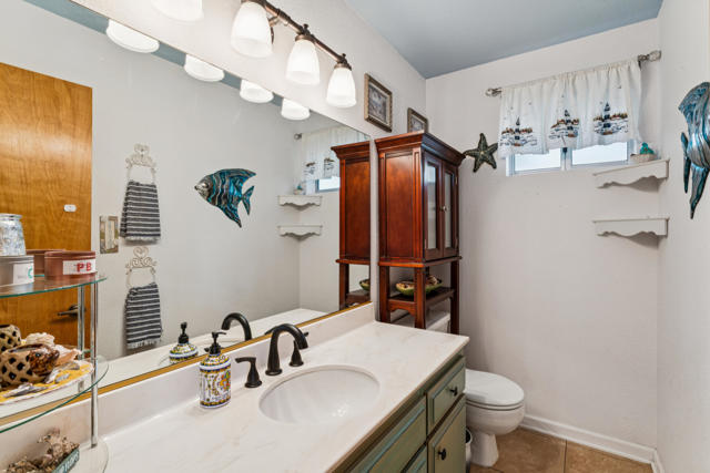 1287 Sequoia Drive, Lake Arrowhead, CA 92352