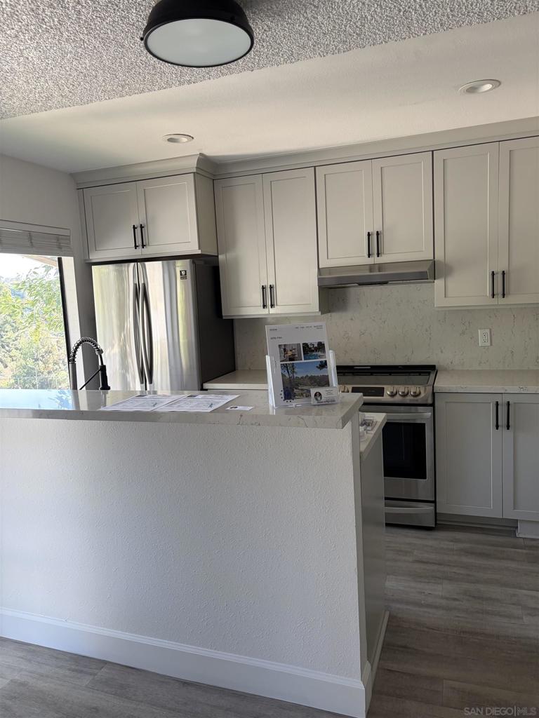 4296 5th Ave - photo 8