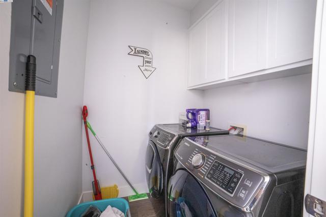 Image 14 of 32 For 516 Todhunter Ave