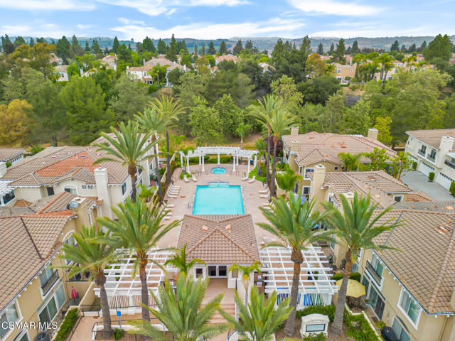 11688 Quailcreek Court, Moorpark CA: https://media.crmls.org/mediaz/393cc690-dd26-4e57-95e3-23f74539337b.jpg