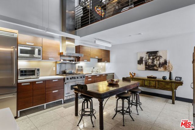 6735 Yucca Street, Los Angeles CA: https://media.crmls.org/mediaz/393d22b3-3181-47b1-8fa0-01123863e609.jpg