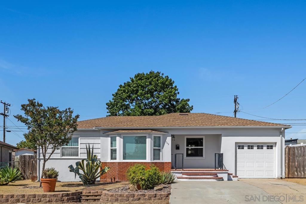 1749 Elroy Dr