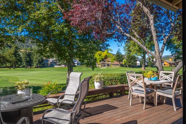 9524 Bay Court, Carmel CA: https://media.crmls.org/mediaz/393d8d48-a10f-41a6-8713-ce16933e154e.jpg