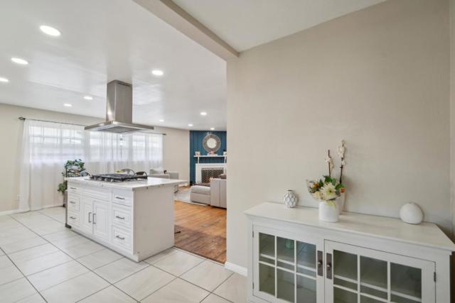32027 Carroll Avenue, Hayward CA: https://media.crmls.org/mediaz/393ee9b9-770f-4220-9eb5-b0e5c168ccff.jpg