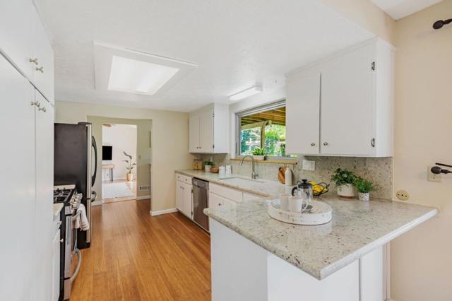 10495 Garcia Lane, Gilroy CA: https://media.crmls.org/mediaz/393f2474-937e-4ffd-a0cc-df8032a9c9f4.jpg
