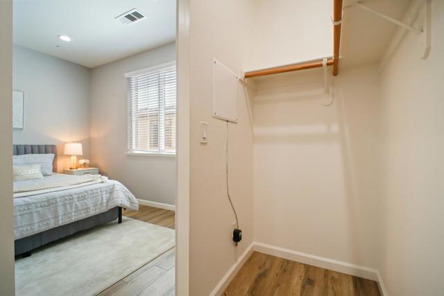 343 Williams Way, Hayward CA: https://media.crmls.org/mediaz/393f59cf-0f72-459f-bbcc-57b637f6d3b4.jpg