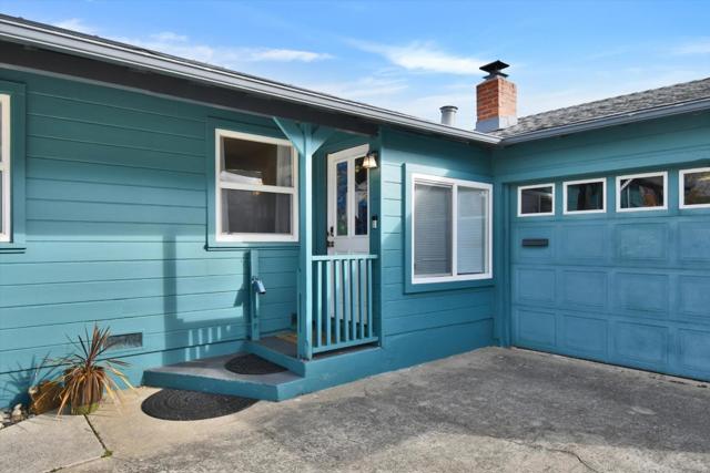 847 Arguello Boulevard, Pacifica CA: https://media.crmls.org/mediaz/39408a2d-3678-430f-a733-fca15a05ff15.jpg