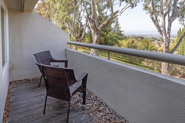 1697 Alder Creek Court, San Jose CA: https://media.crmls.org/mediaz/3940ebe5-c47b-477d-9842-0fba98e5bea9.jpg