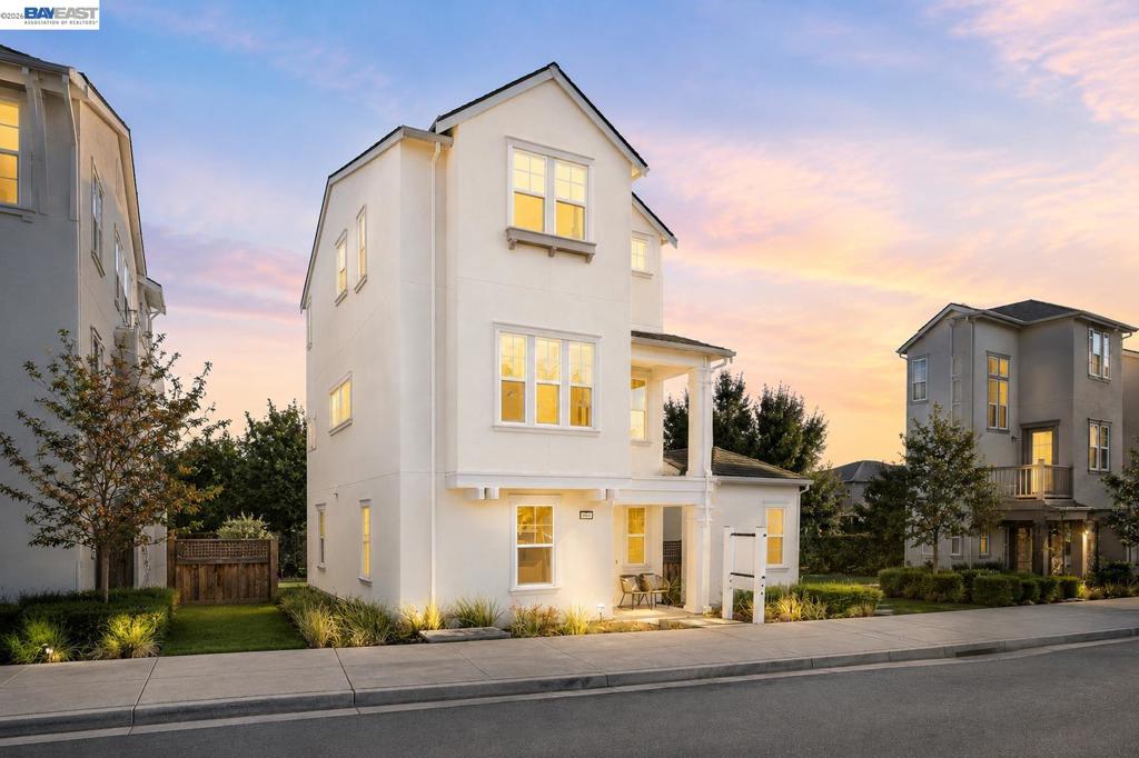 4367 Panorama Dr