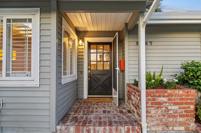 3257 Llano Street, San Mateo CA: https://media.crmls.org/mediaz/394218dc-fa41-4b16-b8ec-513bfe0a9039.jpg