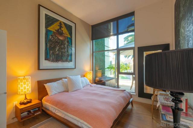 1441 9Th Ave, San Diego CA: https://media.crmls.org/mediaz/3942bfa7-8d66-4616-8a69-40c47c939484.jpg