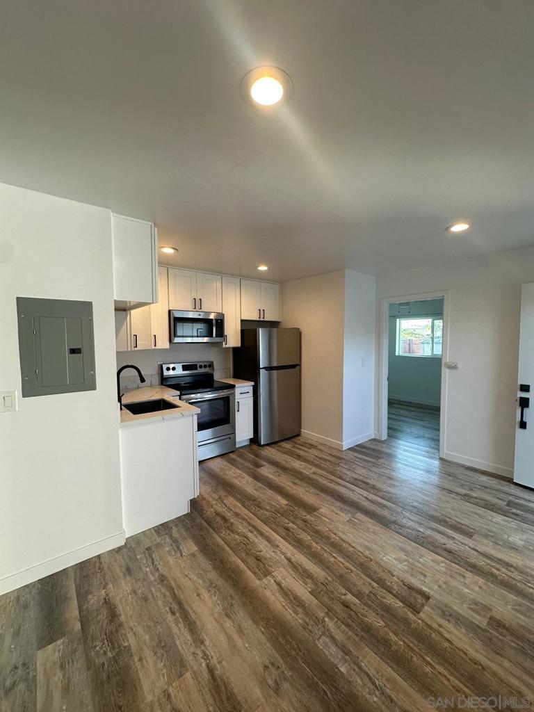 4462 32nd - photo 5
