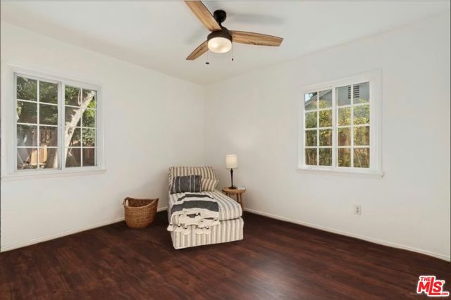 7236 Encino Avenue, Van Nuys CA: https://media.crmls.org/mediaz/3943e076-e86a-4bd1-9fe8-5f12d7b8b3a2.jpg