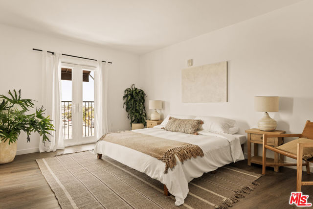1700 S Pacific Coast Highway, Redondo Beach CA: https://media.crmls.org/mediaz/39444457-d1cb-427f-8820-0d35d22b05ac.jpg