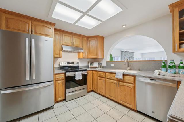 5886 Falon Way, San Jose CA: https://media.crmls.org/mediaz/394449f7-ce62-4599-beb7-12c5aa414ffb.jpg