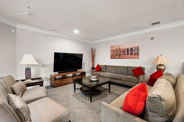 1400 Broadway, San Diego CA: https://media.crmls.org/mediaz/39444fb5-0e60-4e9b-a29e-830cc9141675.jpg