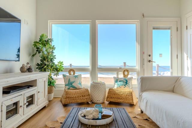 236 Shoreview Avenue, Pacifica CA: https://media.crmls.org/mediaz/39446d5d-91ab-4aba-b74f-e92de238b184.jpg