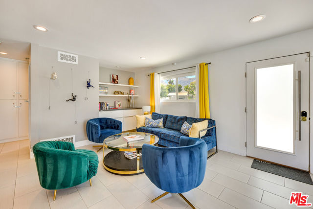 2146 N Blando Road, Palm Springs CA: https://media.crmls.org/mediaz/394515ae-58da-4f5c-8847-225ed1ef9847.jpg