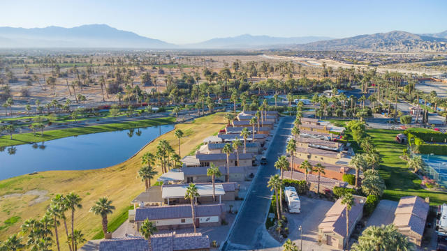 86169 Arrowood Avenue, Coachella CA: https://media.crmls.org/mediaz/3945228e-88fe-4bcc-836b-faaf32f4722a.jpg
