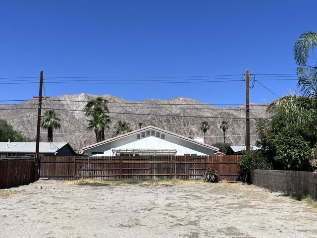 0 Avenida Bermudas, La Quinta CA: https://media.crmls.org/mediaz/39457274-1a34-448a-b5e5-cecd8b99c981.jpg