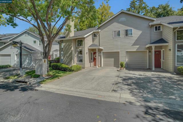 235 Pebblecreek Ct, Martinez CA: https://media.crmls.org/mediaz/39461497-b5e9-450a-afaf-e24e178fbfc2.jpg