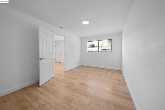 4040 Ellis Rd, Martinez CA: https://media.crmls.org/mediaz/39465a03-98e8-4068-85d3-2069902a9516.jpg