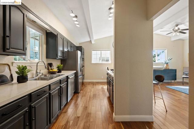 Image 14 of 57 For 2343 Mastlands Dr