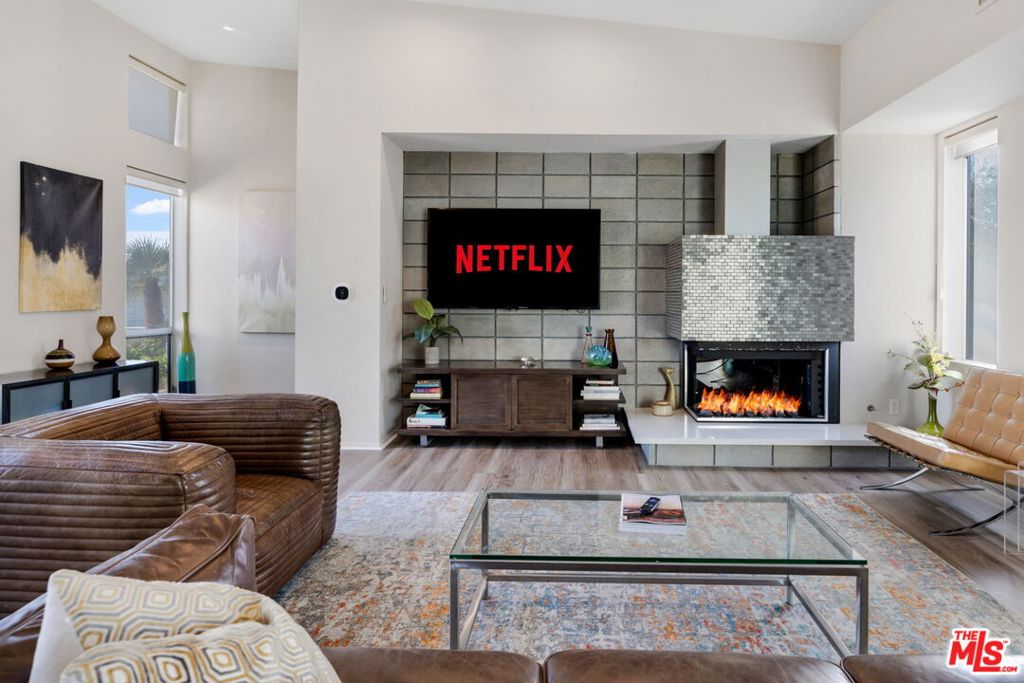 MLS #25603571 image #1