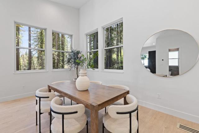 395 Boulder Brook Drive, Boulder Creek CA: https://media.crmls.org/mediaz/39477d27-e353-4f46-b742-5d172f5d9f2b.jpg
