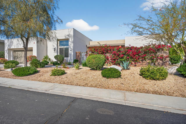 1658 Ava Court, Palm Springs, CA 92262