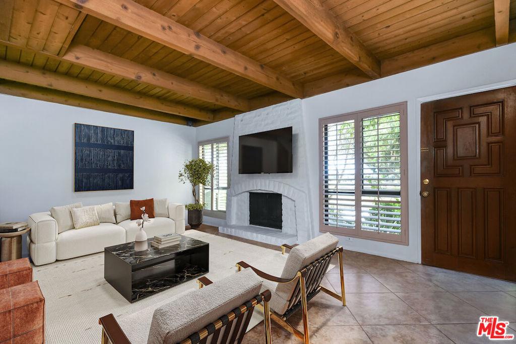 10126 Reseda Boulevard #112